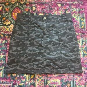 Lee Women's Black Camouflage Skort